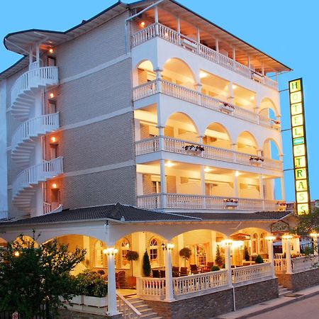 Hotel Strass Paralía Dış mekan fotoğraf
