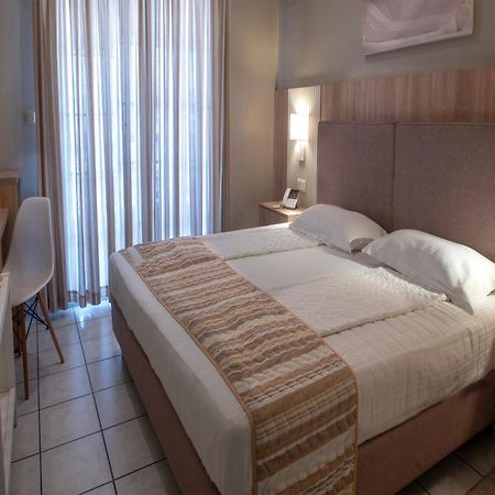 Hotel Strass Paralía Dış mekan fotoğraf