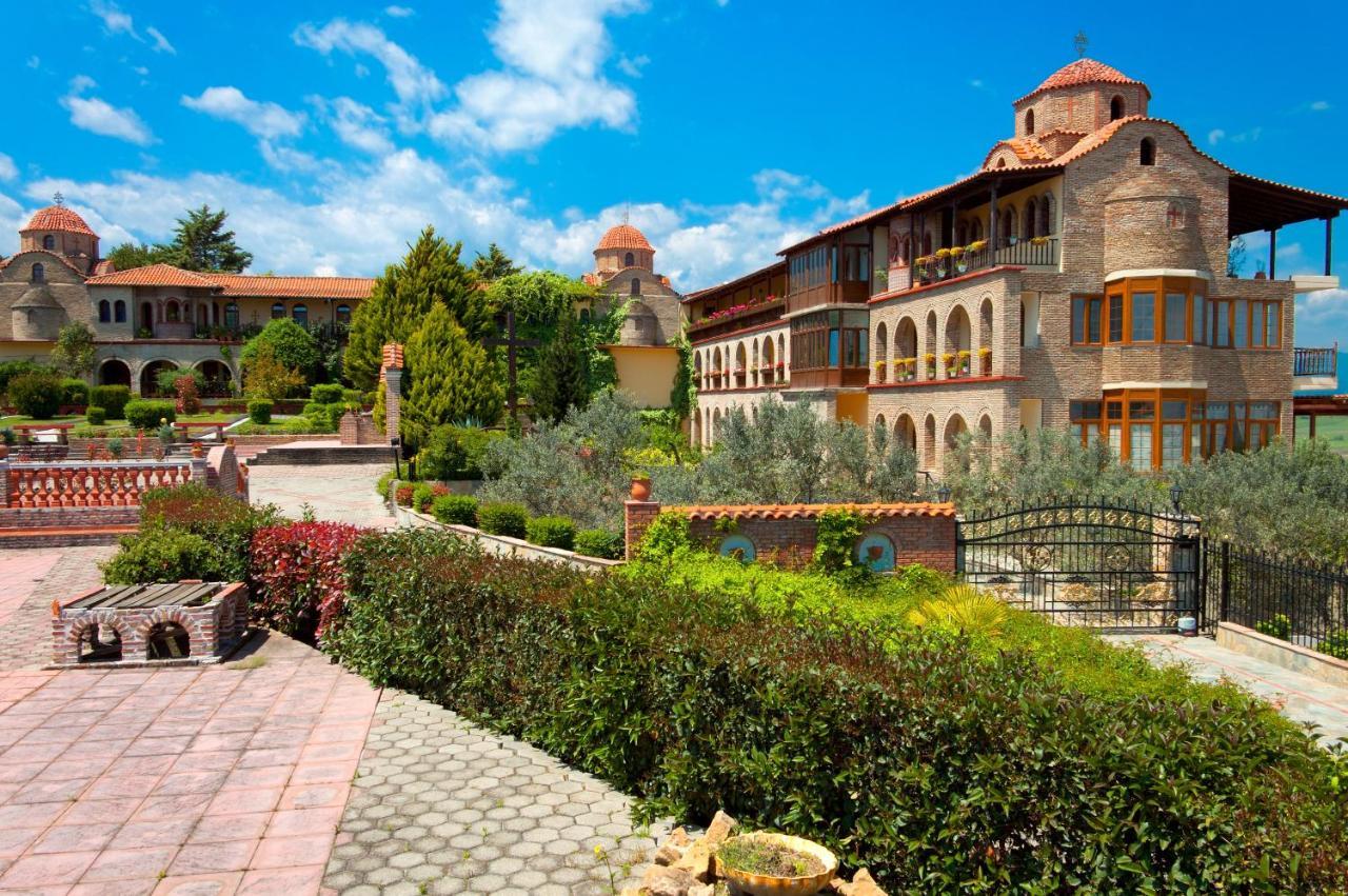 Hotel Strass Paralía Dış mekan fotoğraf