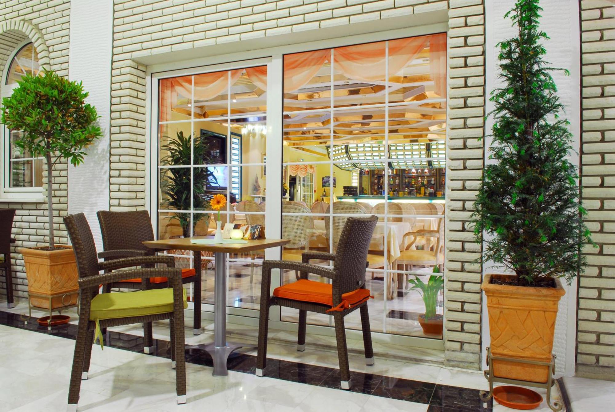 Hotel Strass Paralía Dış mekan fotoğraf