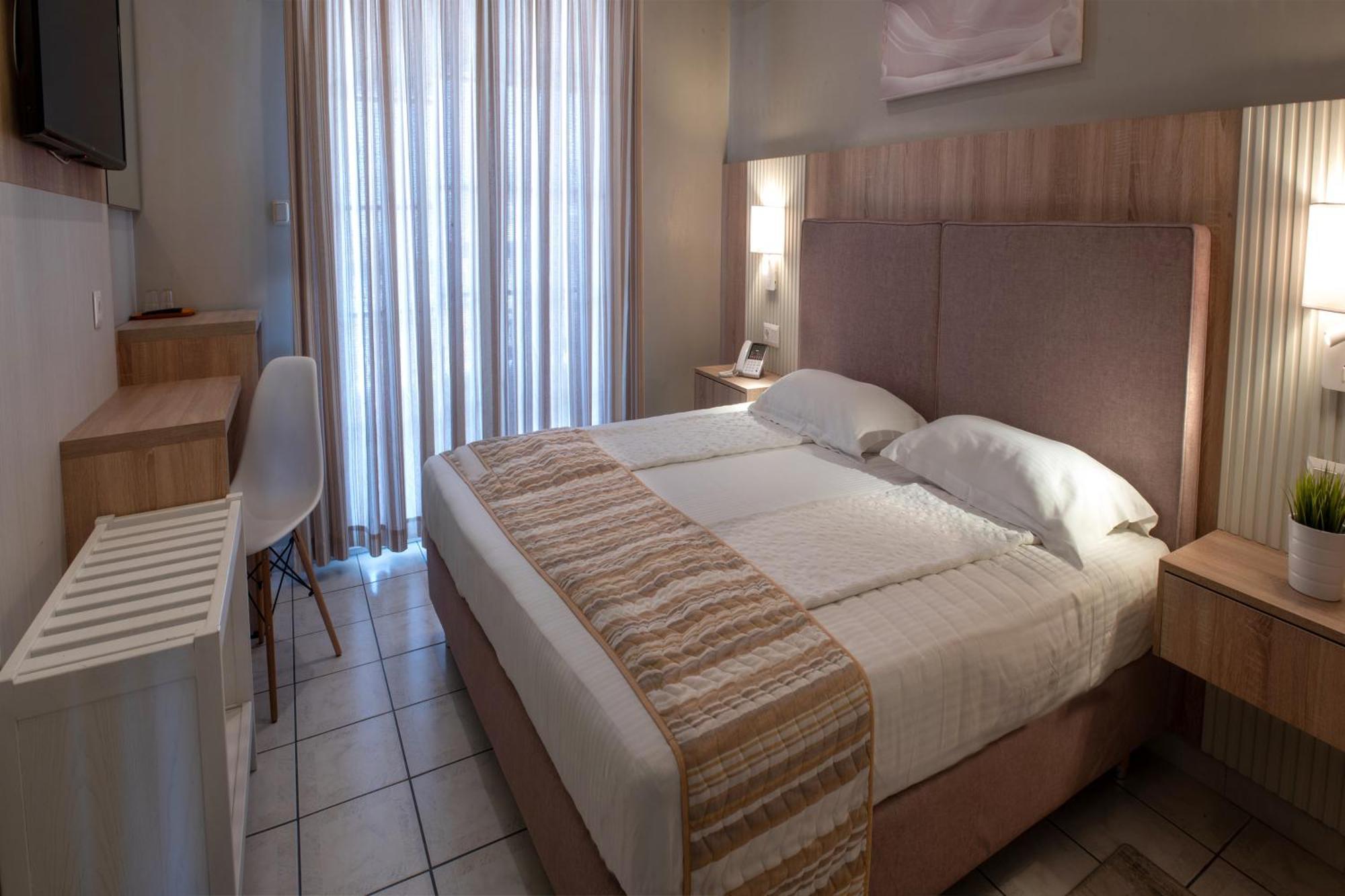 Hotel Strass Paralía Dış mekan fotoğraf