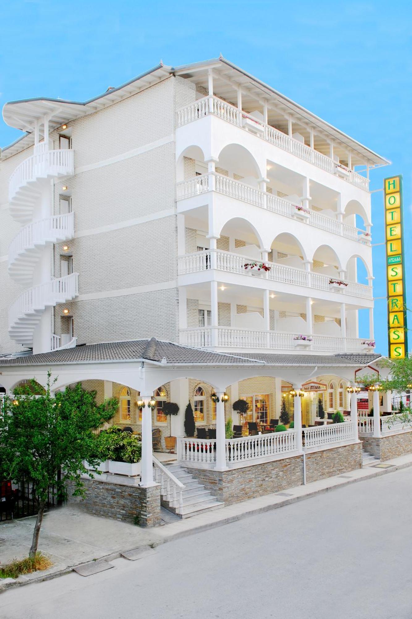 Hotel Strass Paralía Dış mekan fotoğraf