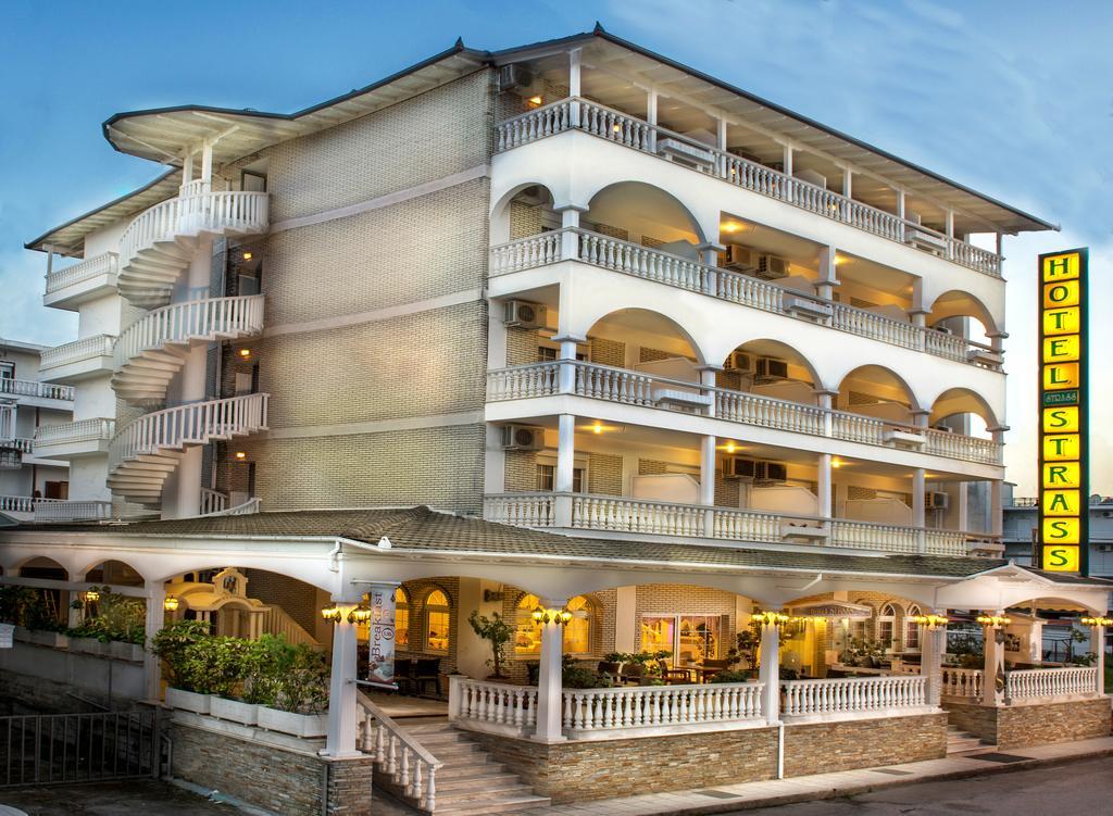 Hotel Strass Paralía Dış mekan fotoğraf