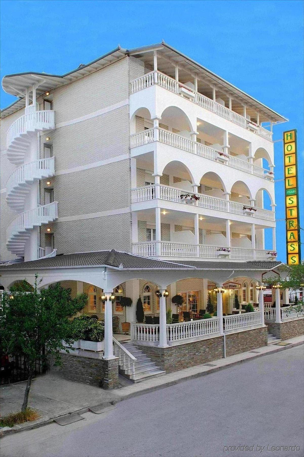 Hotel Strass Paralía Dış mekan fotoğraf