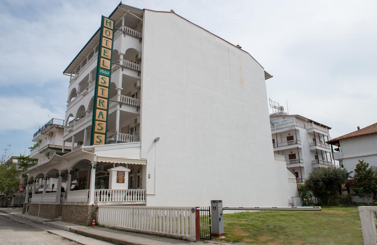 Hotel Strass Paralía Dış mekan fotoğraf